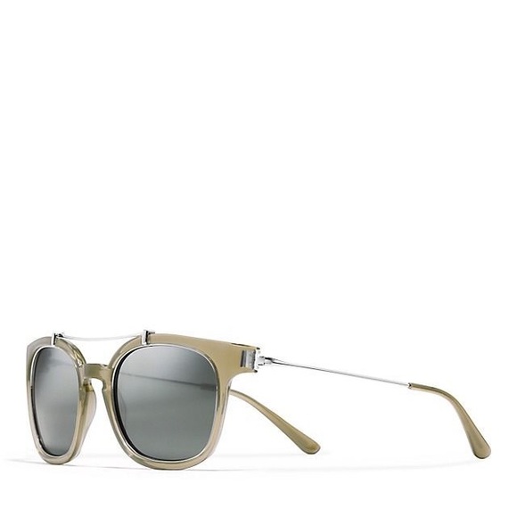 Tory Burch Accessories - Lightly worn Tory Burch Metal Brow Sunglasses